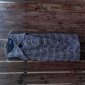 A Pea In The Pod Maternity Dress